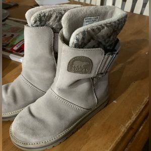 Sorel out & about boots EUC 6.5 incredibly cute & warm